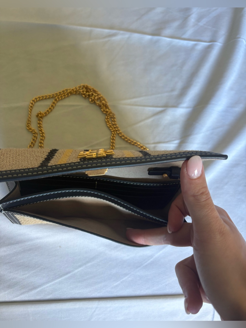 Tory Burch Juliette French Linen Chain Wallet Crossbody Bag - Picture 4 of 4